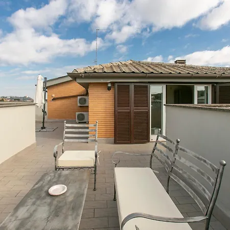 Apartman Terrazza San Pietro Vicino Metro A