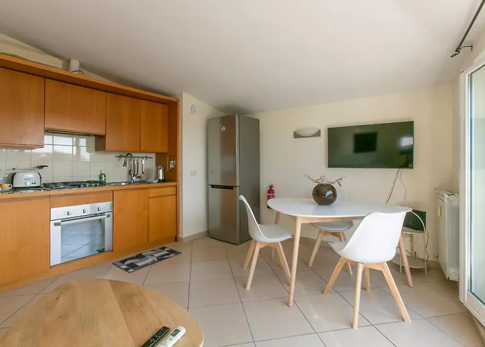 Terrazza San Pietro Vicino Metro A Apartamento Roma