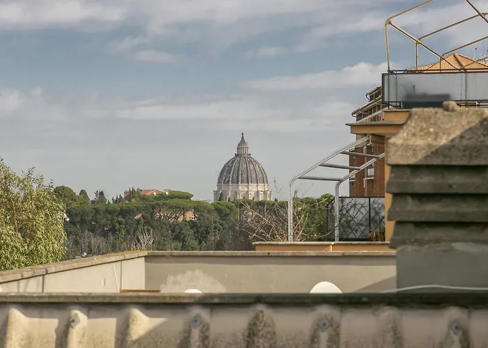 Terrazza San Pietro Vicino Metro A * Roma