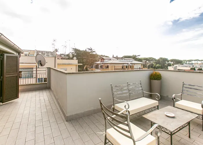 Terrazza San Pietro Vicino Metro A * Roma